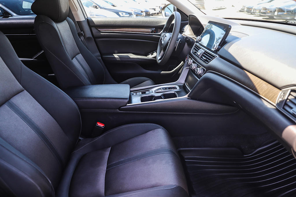 Thumbnail: 2018 Honda Accord - 10