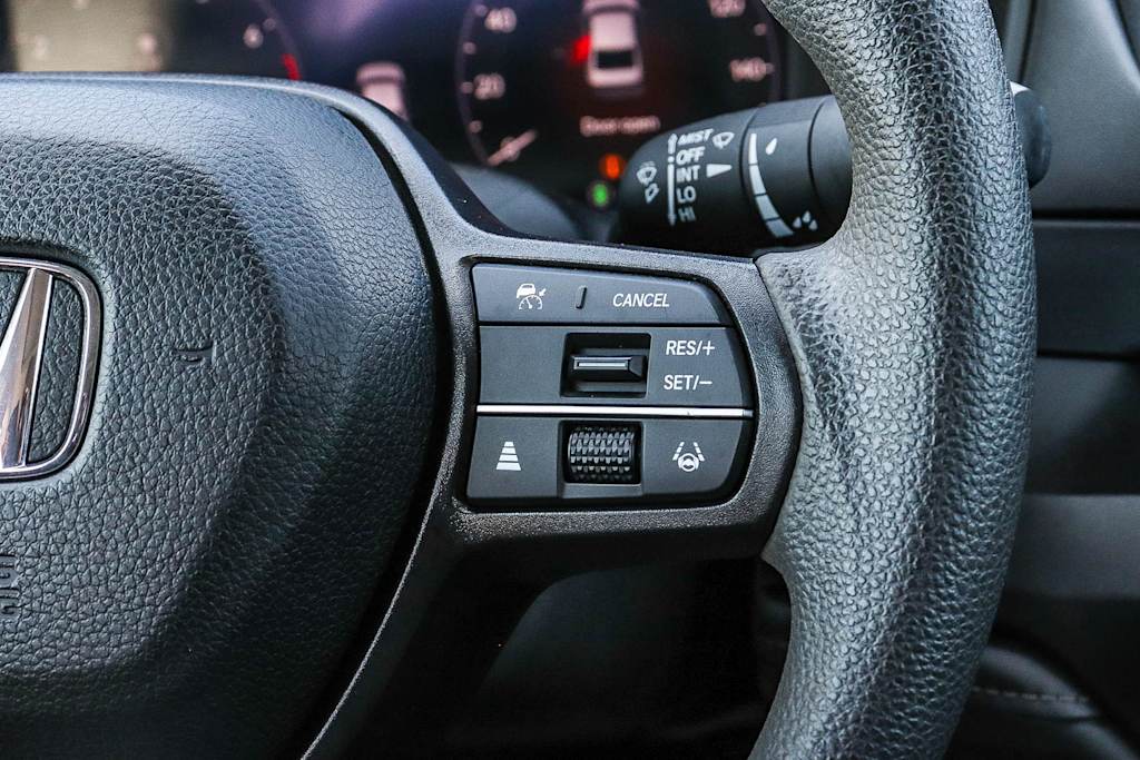 Thumbnail: 2023 Honda Accord - 26