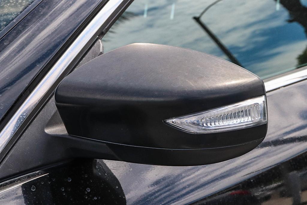 Thumbnail: 2013 Nissan Altima - 9