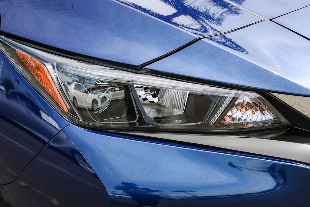 Thumbnail: 2021 Nissan Leaf - 18