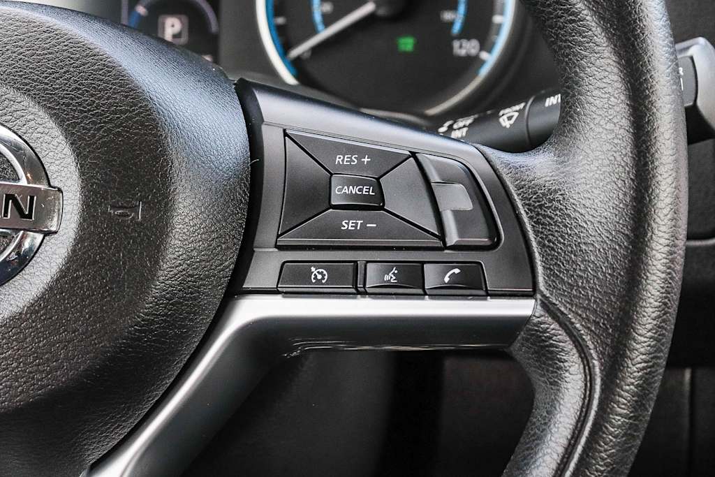 Thumbnail: 2021 Nissan Leaf - 26