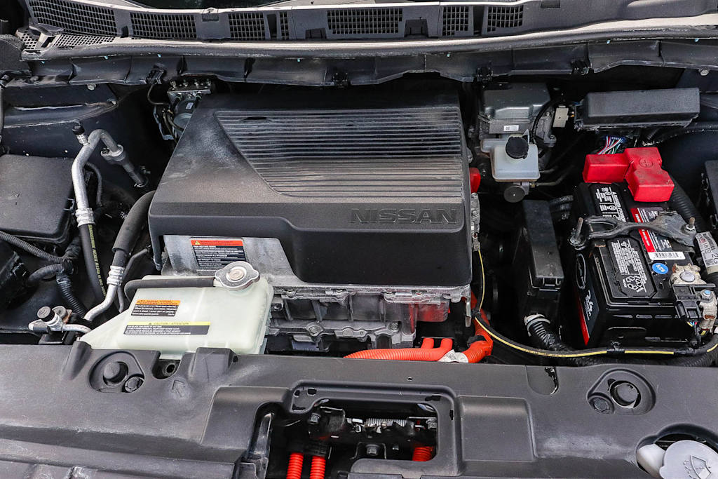 Thumbnail: 2021 Nissan Leaf - 8