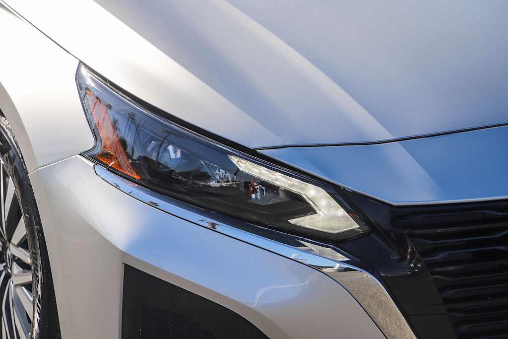 Thumbnail: 2024 Nissan Altima - 17