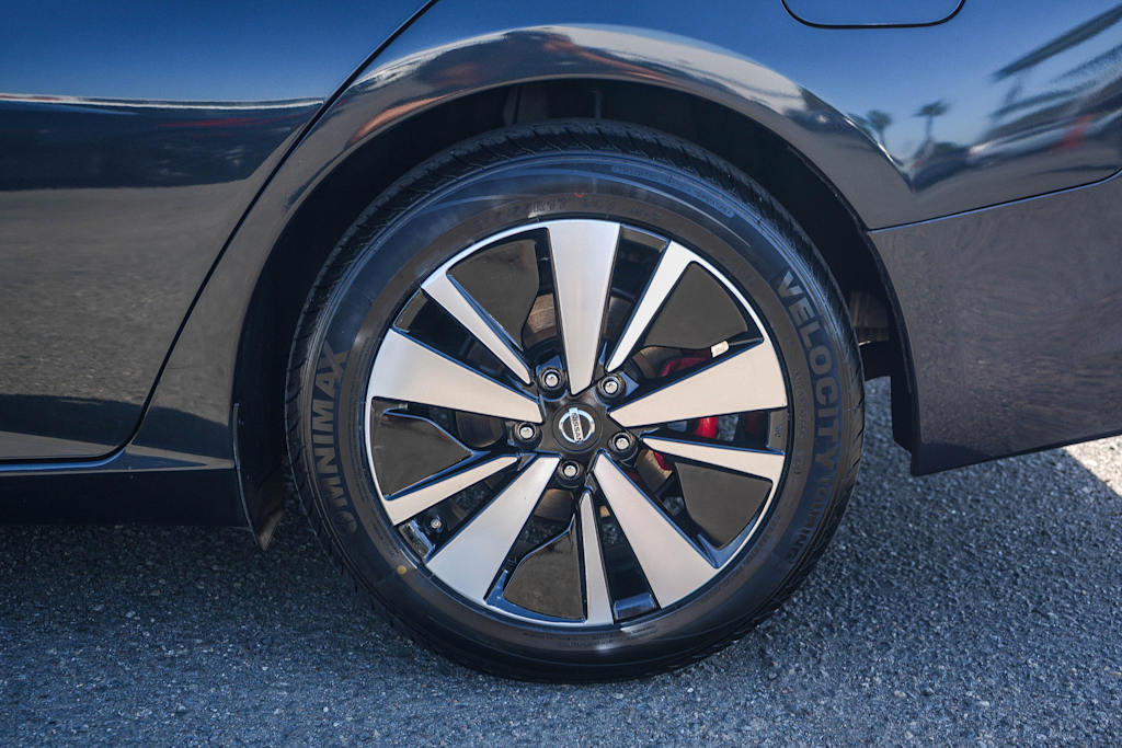Thumbnail: 2019 Nissan Altima - 6