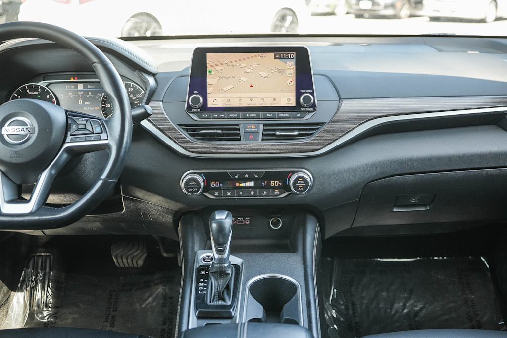 Thumbnail: 2019 Nissan Altima - 8