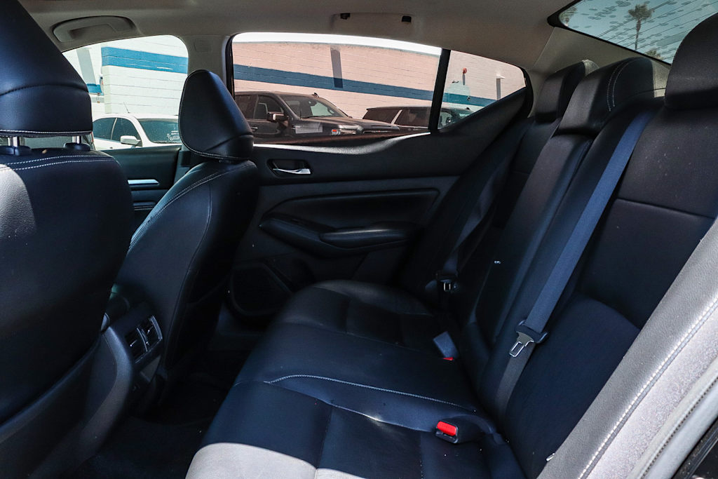 Thumbnail: 2019 Nissan Altima - 11