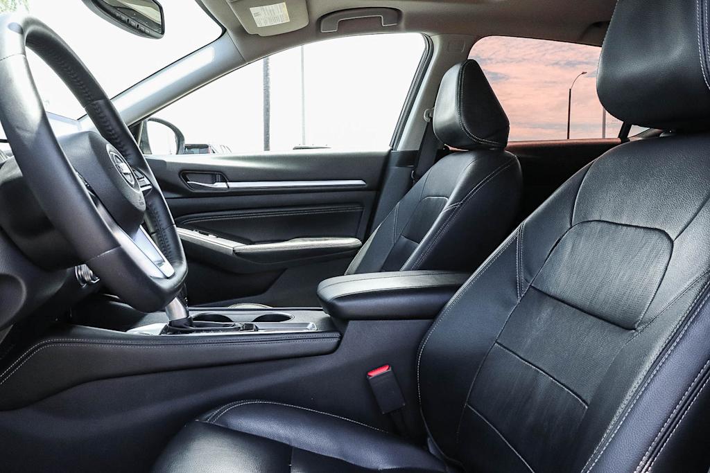 Thumbnail: 2019 Nissan Altima - 10