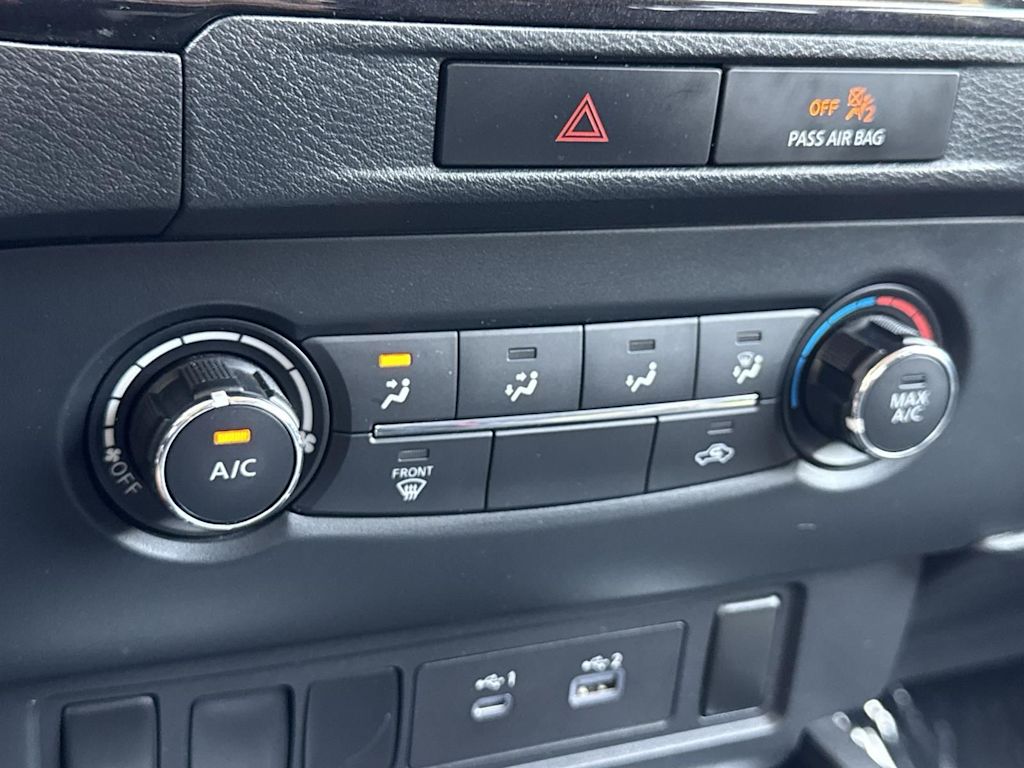 Thumbnail: 2022 Nissan Frontier - 22