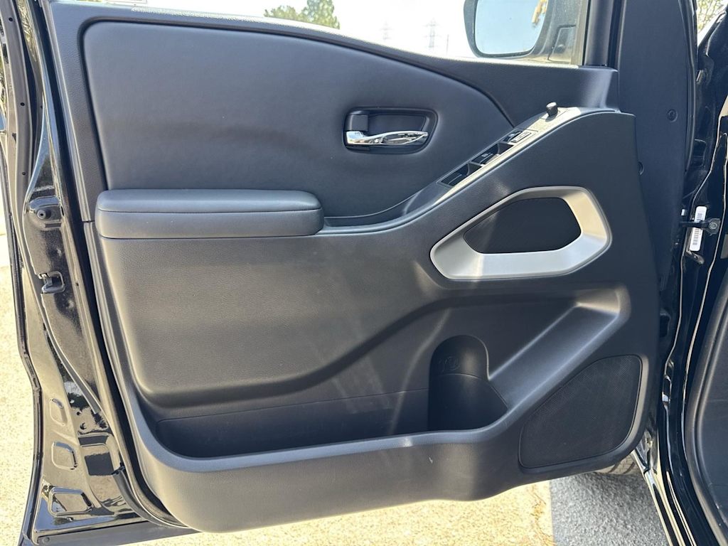 Thumbnail: 2022 Nissan Frontier - 24