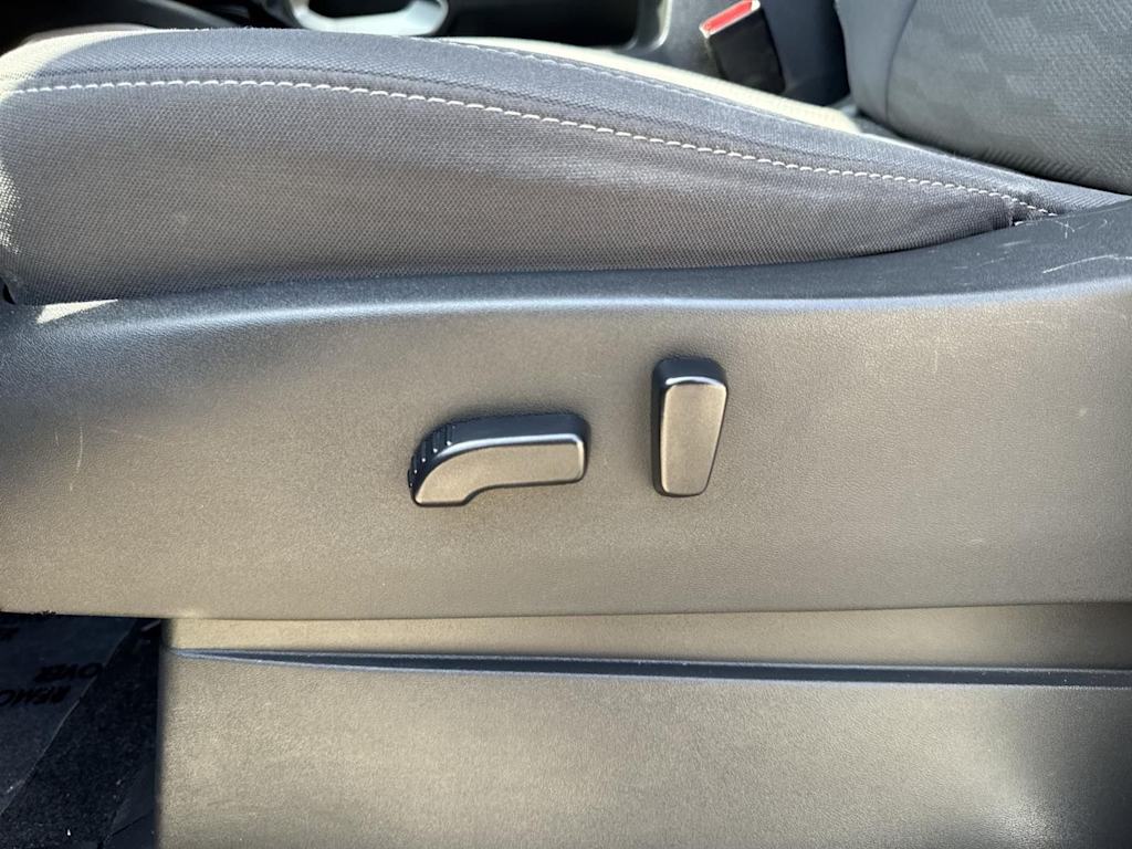 Thumbnail: 2022 Nissan Frontier - 26