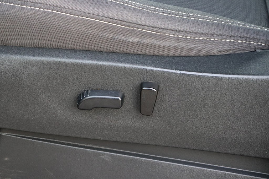 Thumbnail: 2022 Nissan Frontier - 23