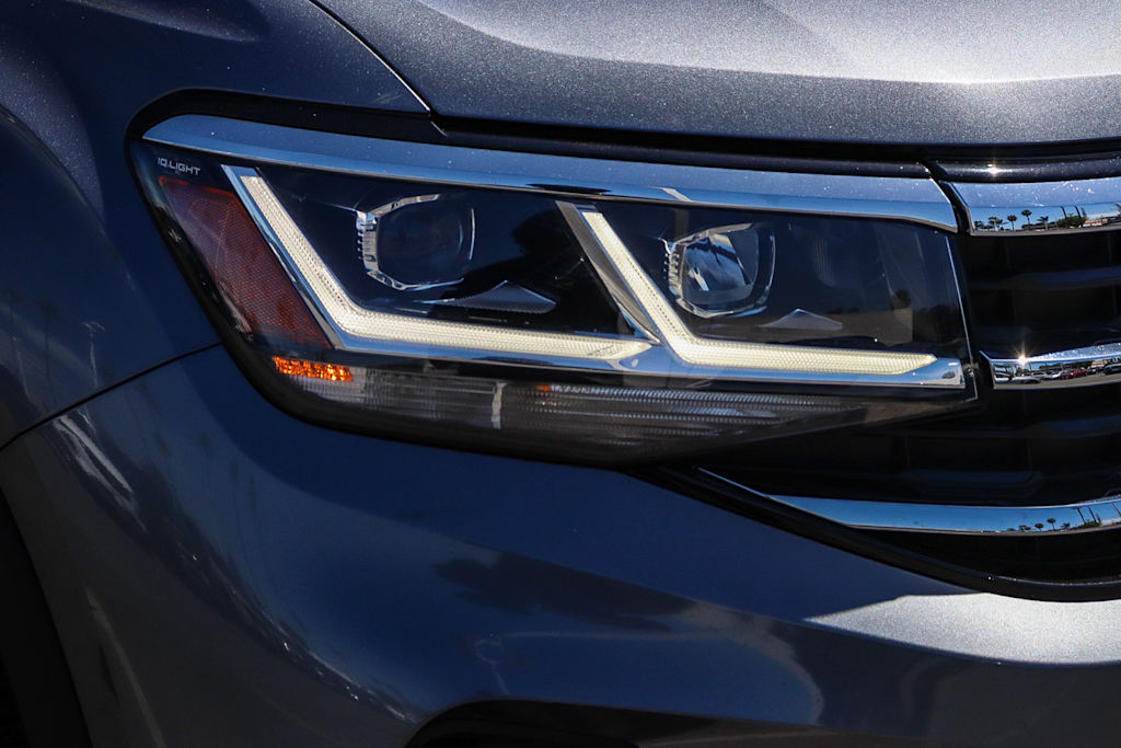 Thumbnail: 2023 Volkswagen Atlas - 17