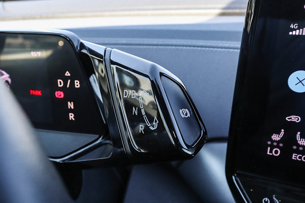 Thumbnail: 2023 Volkswagen ID.4 - 26