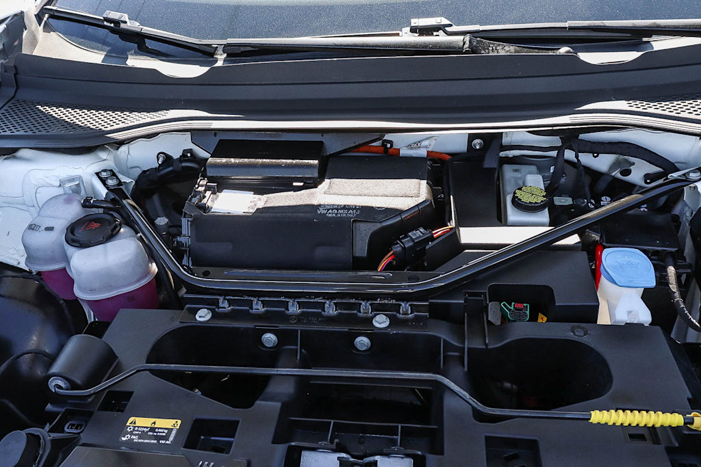 Thumbnail: 2023 Volkswagen ID.4 - 7