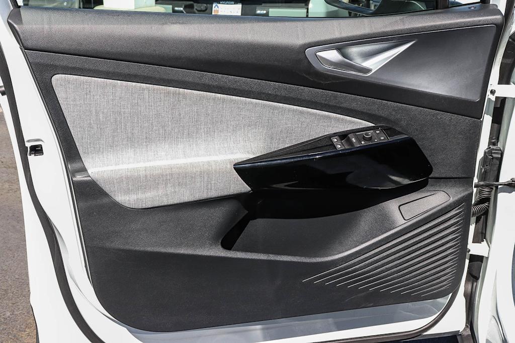 Thumbnail: 2023 Volkswagen ID.4 - 21