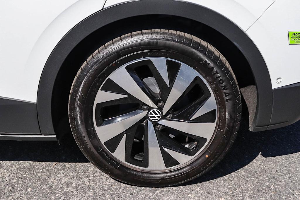 Thumbnail: 2023 Volkswagen ID.4 - 6