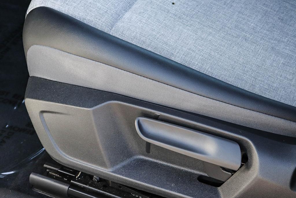 Thumbnail: 2023 Volkswagen ID.4 - 22