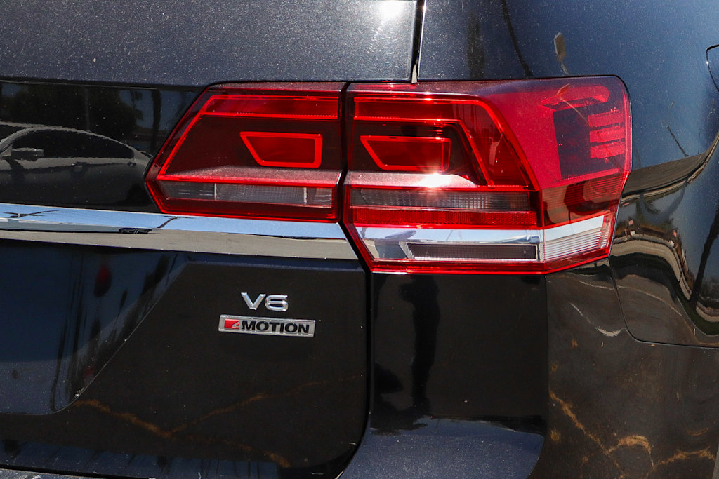 Thumbnail: 2018 Volkswagen Atlas - 16