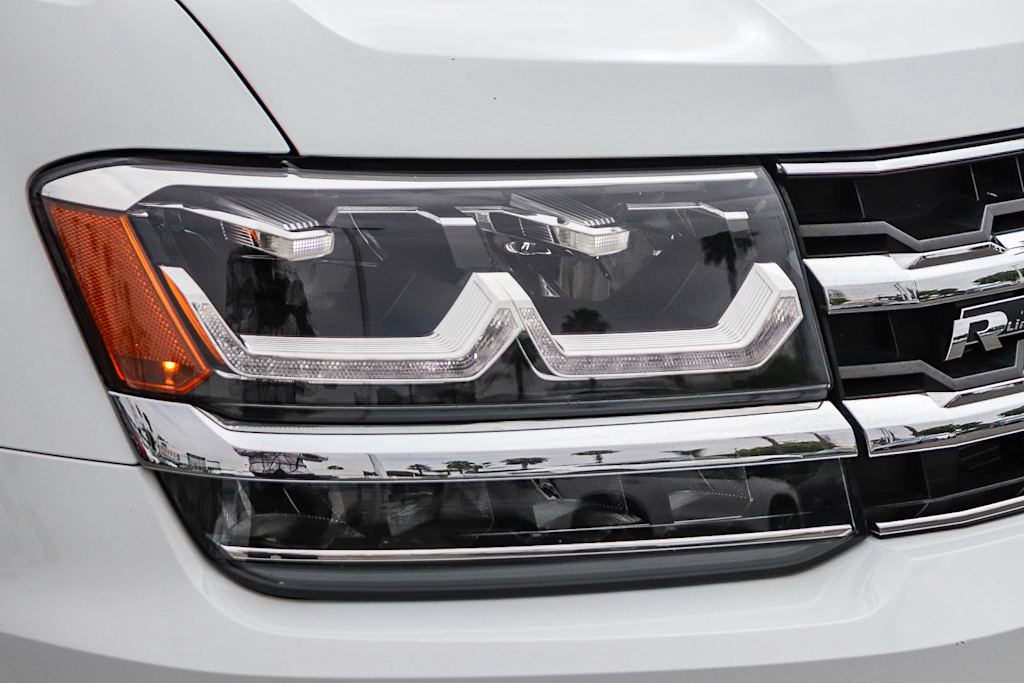 Thumbnail: 2019 Volkswagen Atlas - 16