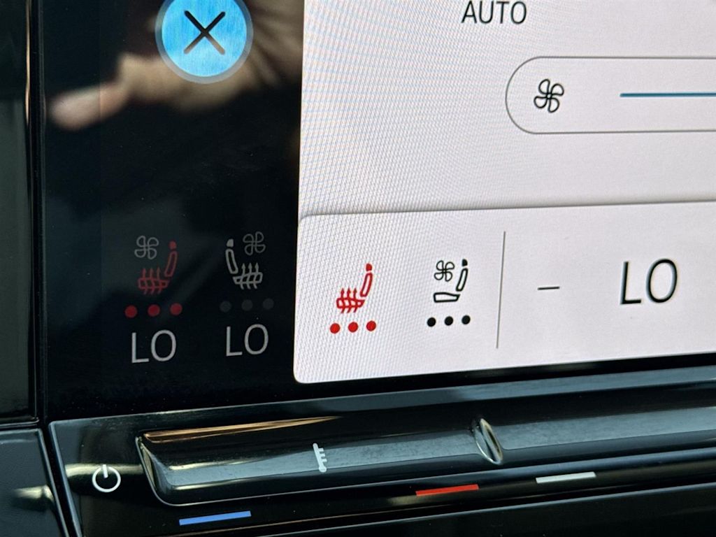 Thumbnail: 2025 Volkswagen Atlas - 25