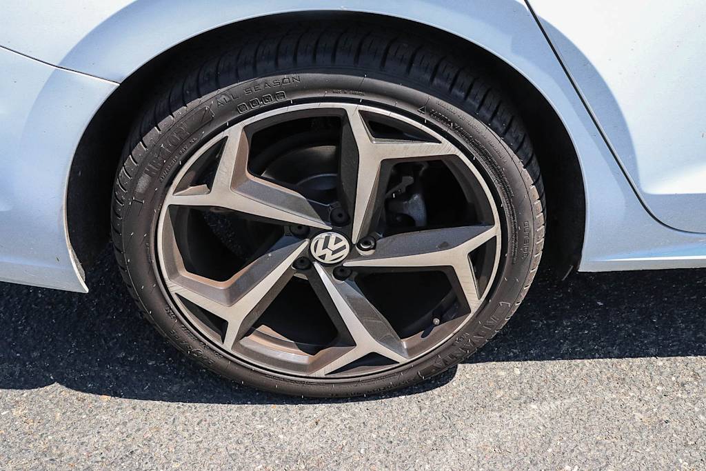 Thumbnail: 2021 Volkswagen Passat - 7