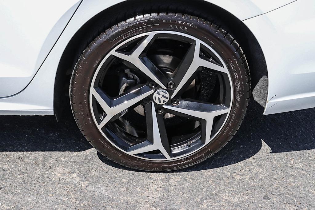 Thumbnail: 2021 Volkswagen Passat - 7
