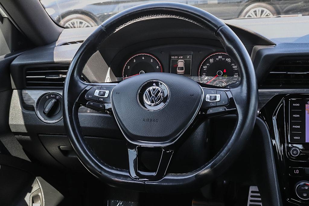 Thumbnail: 2021 Volkswagen Passat - 9