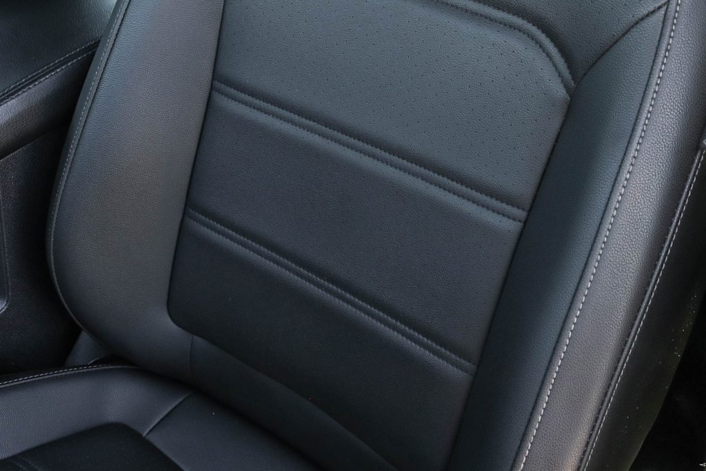 Thumbnail: 2021 Volkswagen Passat - 27
