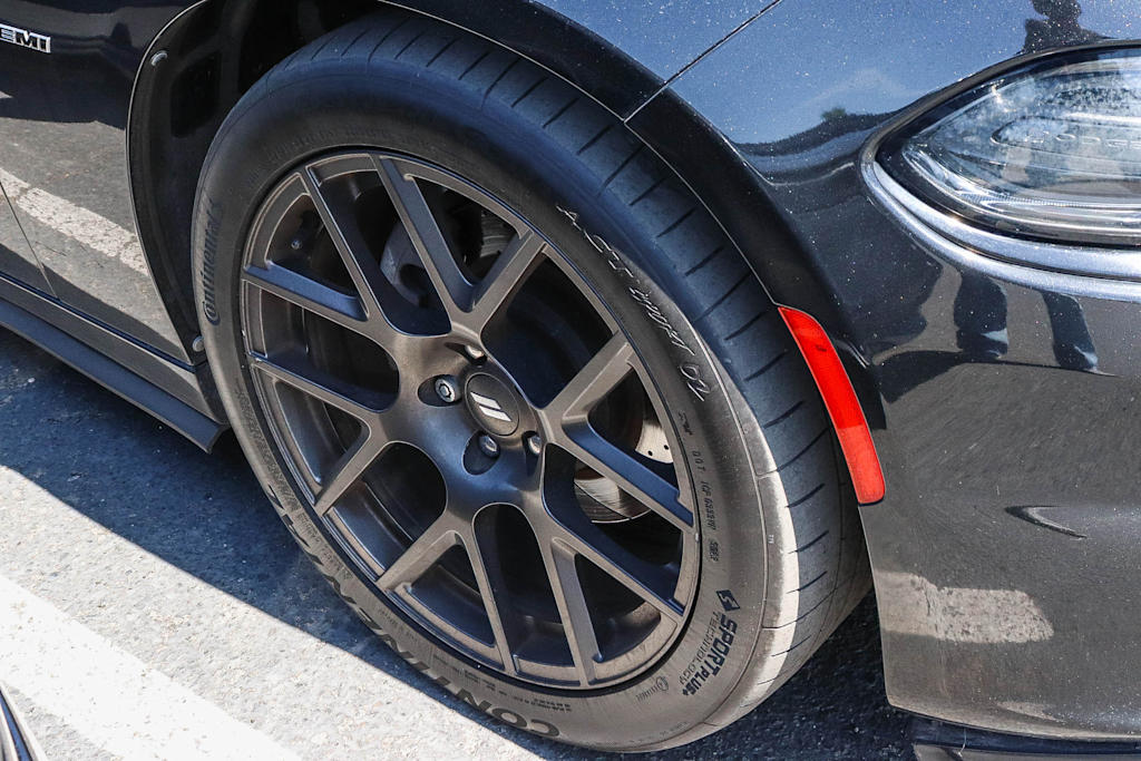 Thumbnail: 2015 Dodge Charger - 24