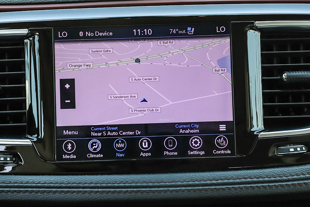 Thumbnail: 2019 Chrysler Pacifica - 24