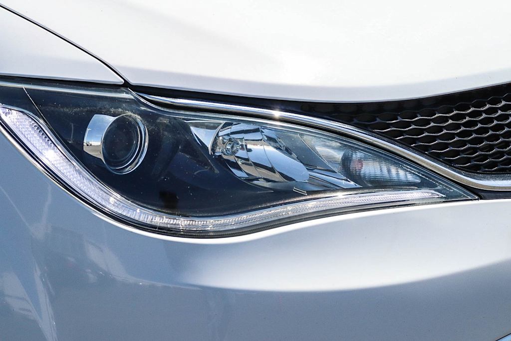 Thumbnail: 2019 Chrysler Pacifica - 18