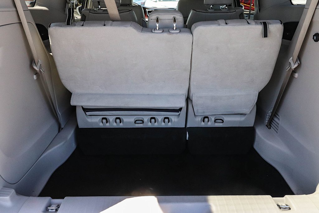 Thumbnail: 2019 Chrysler Pacifica - 23