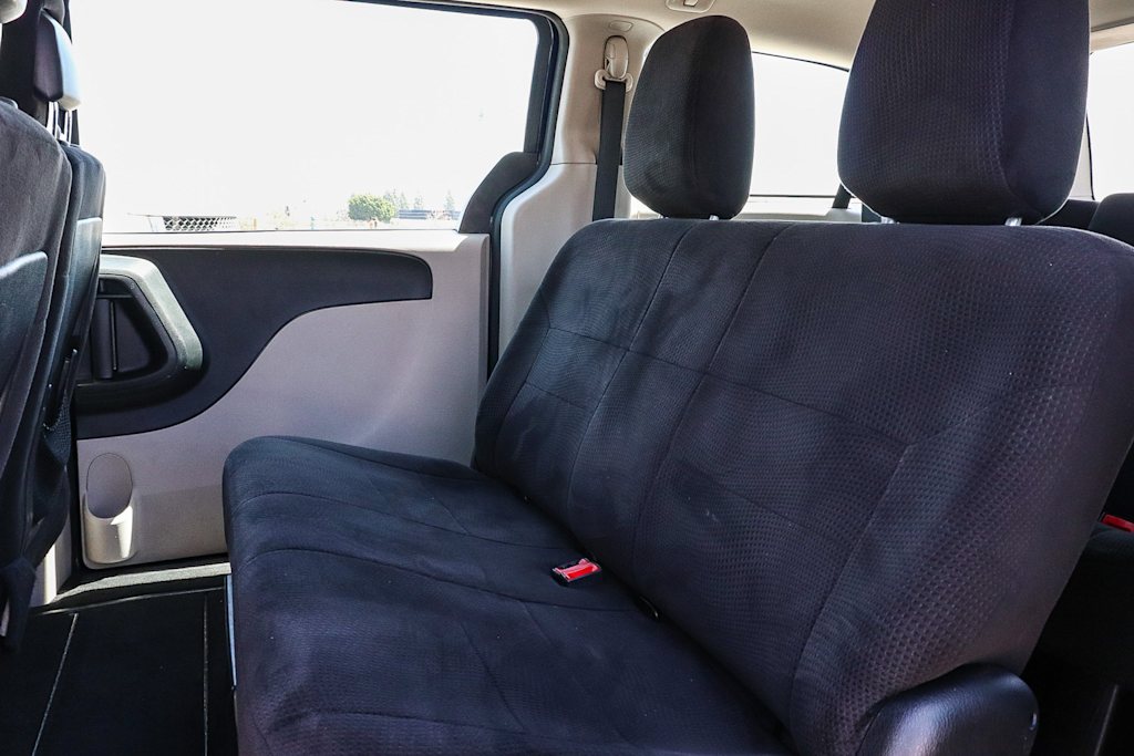 Thumbnail: 2013 Dodge Grand Caravan - 12