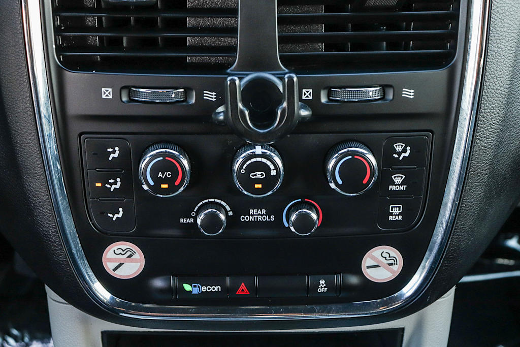 Thumbnail: 2019 Dodge Grand Caravan - 21