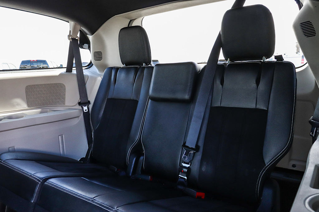 Thumbnail: 2019 Dodge Grand Caravan - 24
