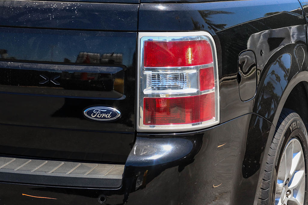 Thumbnail: 2018 Ford Flex - 19