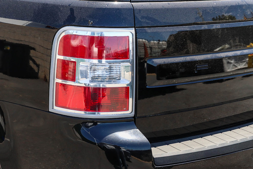 Thumbnail: 2018 Ford Flex - 17