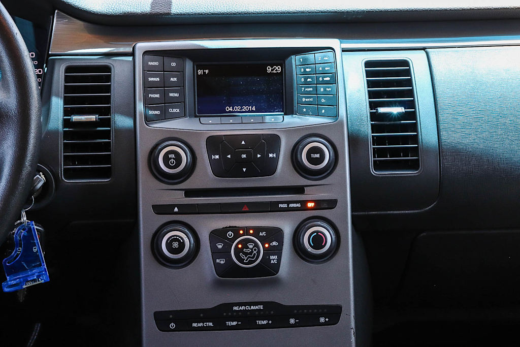 Thumbnail: 2018 Ford Flex - 12