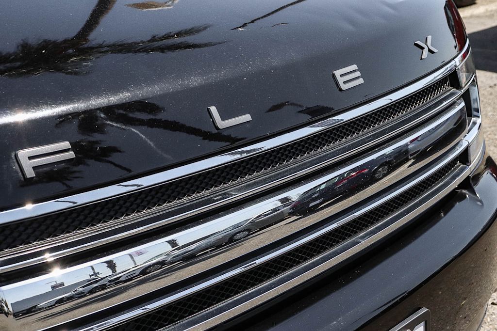 Thumbnail: 2018 Ford Flex - 6