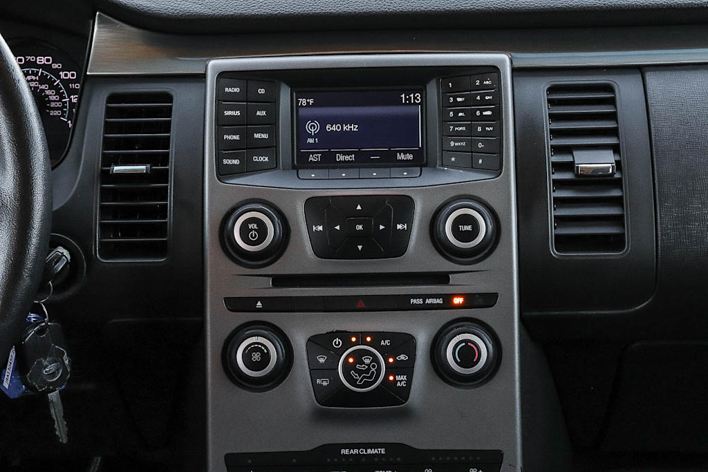 Thumbnail: 2018 Ford Flex - 13