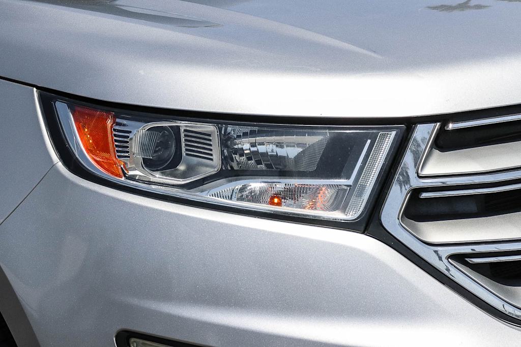 Thumbnail: 2017 Ford Edge - 18