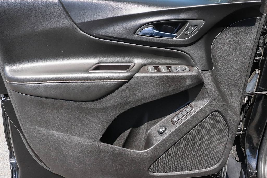 Thumbnail: 2018 Chevrolet Equinox - 28