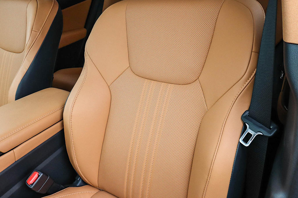 Thumbnail: 2024 Lexus ES - 10