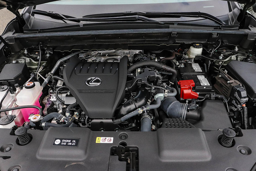 Thumbnail: 2024 Lexus ES - 7