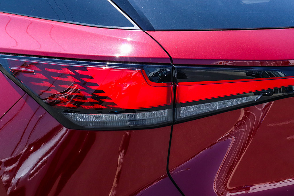 Thumbnail: 2023 Lexus RX - 20