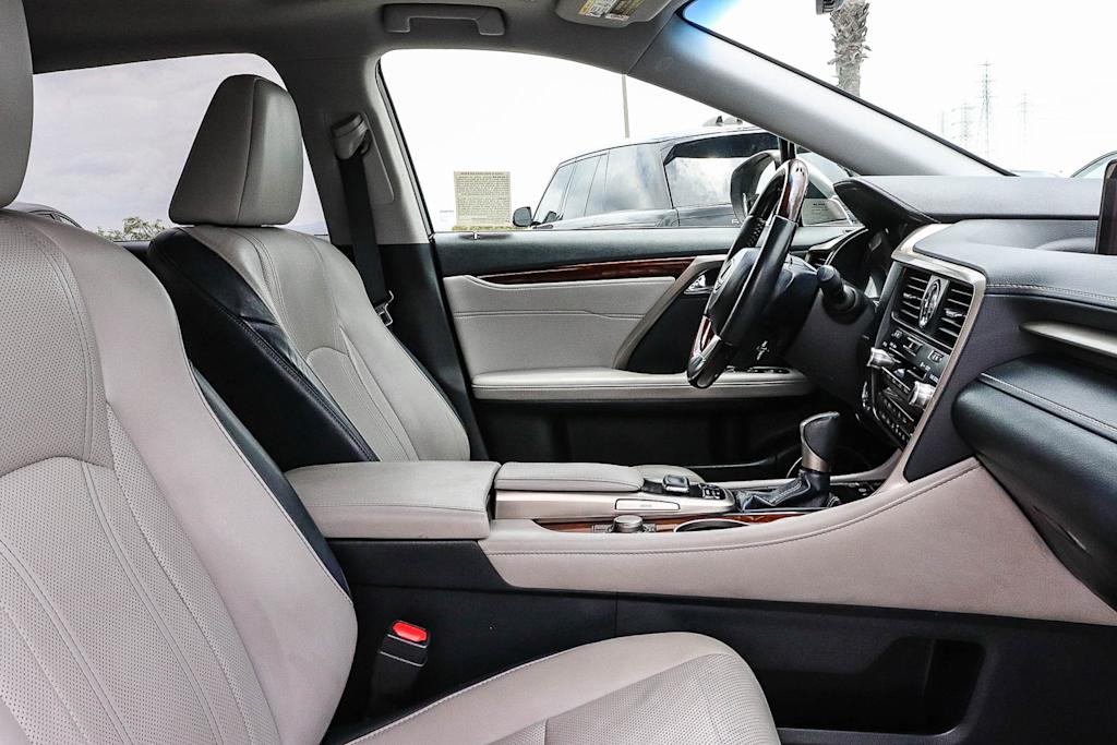Thumbnail: 2017 Lexus RX - 9