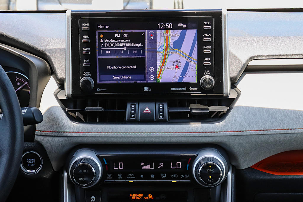 Thumbnail: 2019 Toyota RAV4 - 12