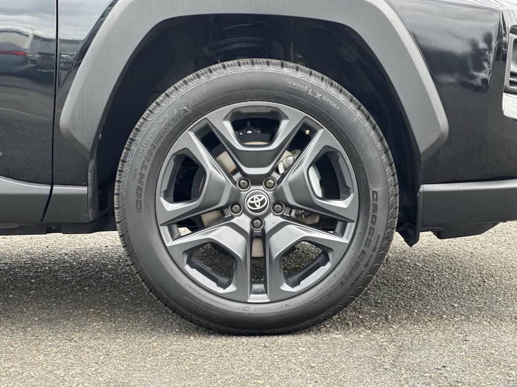 Thumbnail: 2022 Toyota RAV4 - 7