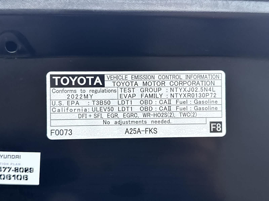 Thumbnail: 2022 Toyota RAV4 - 33