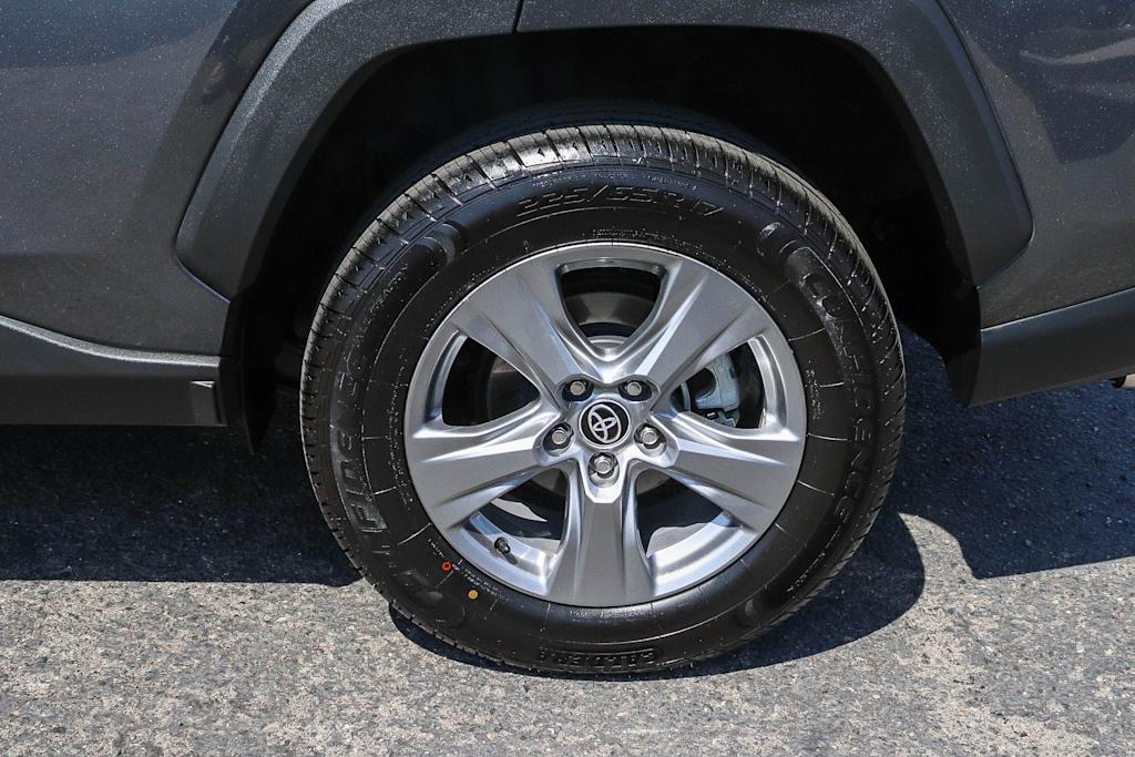 Thumbnail: 2022 Toyota RAV4 - 7